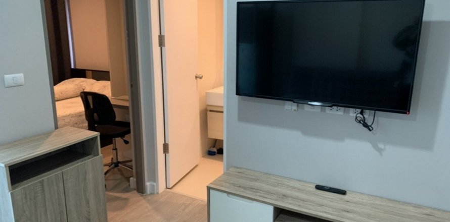 Condominio de 1 dormitorio en Bangkok, Tailandia en METRO LUXE RATCHADA № 28931