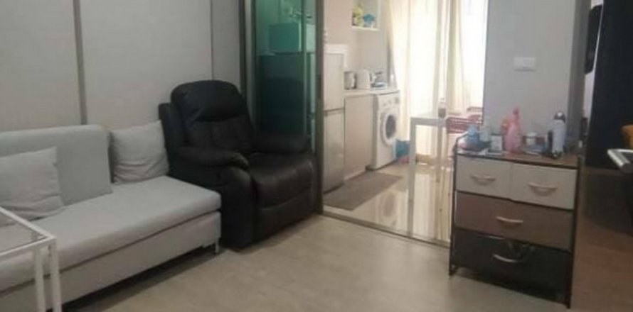 Condominio de 1 dormitorio en Bangkok, Tailandia en METRO LUXE RATCHADA № 28934