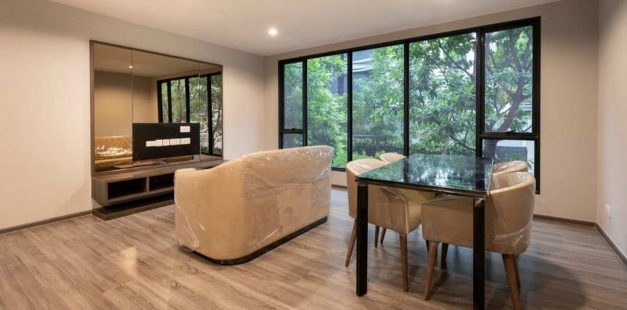 Condominio de 2 dormitorios en Bangkok, Tailandia en Ideo Mobi Sukhumvit 40  № 28032
