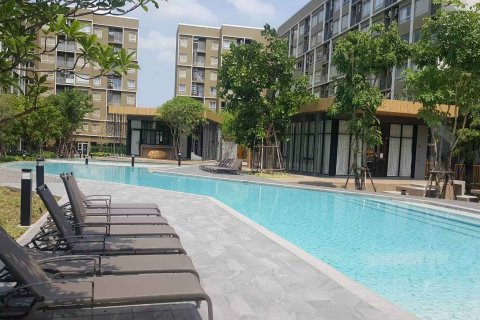 Sobre plano Plum Condo Rangsit Alive en Bangkok, Tailandia № 28370 - foto 2
