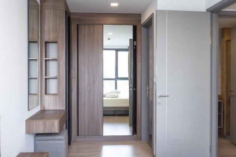 Condominio de 2 dormitorios en Bangkok, Tailandia en Taka Haus Ekamai 12 № 27727