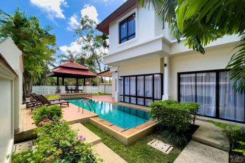 Casa de 4 dormitorios en Bang Tao, Tailandia № 3219