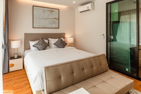 Sobre plano The Proud Condominium en Phuket, Tailandia № 18614 - foto 8
