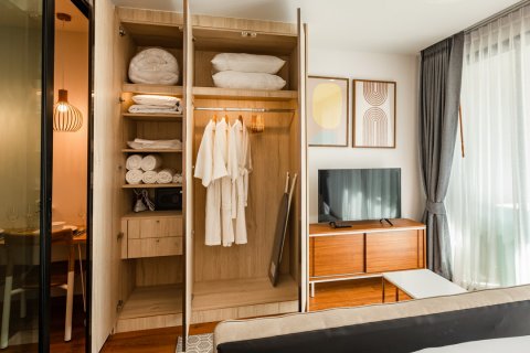 Sobre plano The Proud Condominium en Phuket, Tailandia № 18614 - foto 12