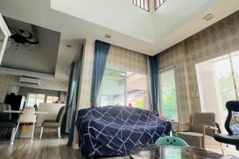 Casa de 3 dormitorios en Pattaya, Tailandia № 33775 - foto 6