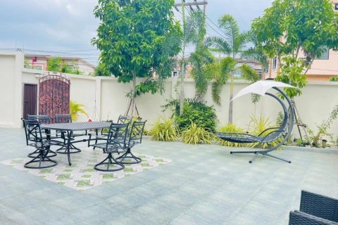Casa de 3 dormitorios en Pattaya, Tailandia № 33775 - foto 3