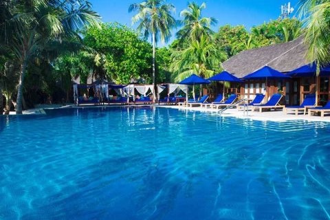 Is the crisis of small private hotels a unique opportunity?