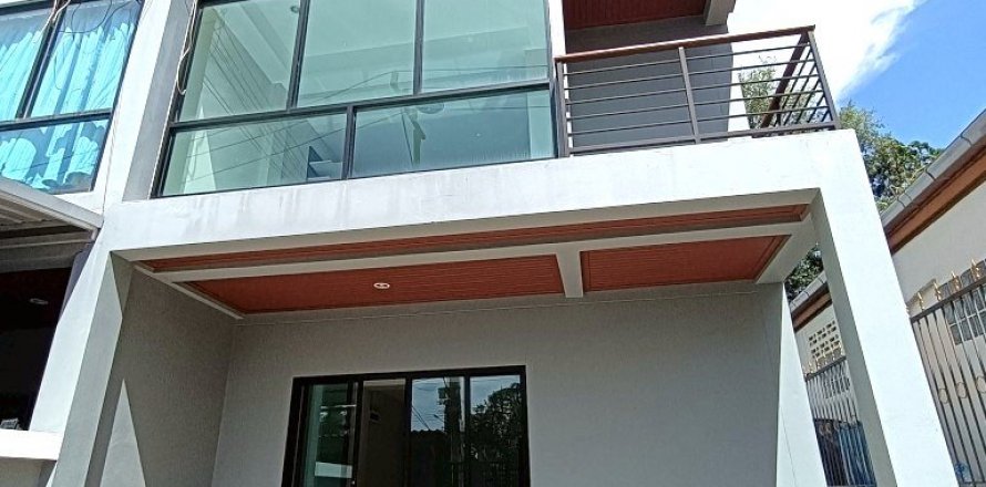 Casa de 3 dormitorios en Pattaya, Tailandia № 33791