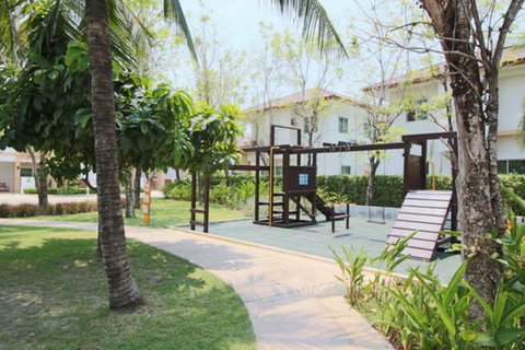 Sobre plano Atoll Maldives Beach en Samut Prakan, Tailandia № 33840 - foto 18