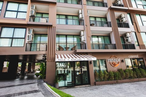Sobre plano The Proud Condominium en Phuket, Tailandia № 18614 - foto 6