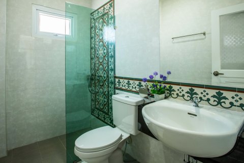 Sobre plano Supicha Sino Kohkaew 8 en Phuket, Tailandia № 33975 - foto 9