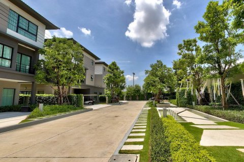 Sobre plano Baan Klang Muang The Edition Rama 9 - Pattanakarn en Bangkok, Tailandia № 34124 - foto 4