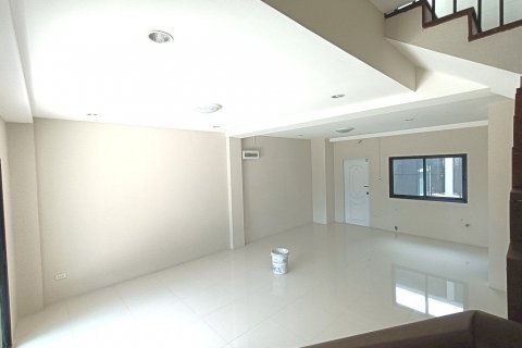 Casa de 3 dormitorios en Pattaya, Tailandia № 33791 - foto 7