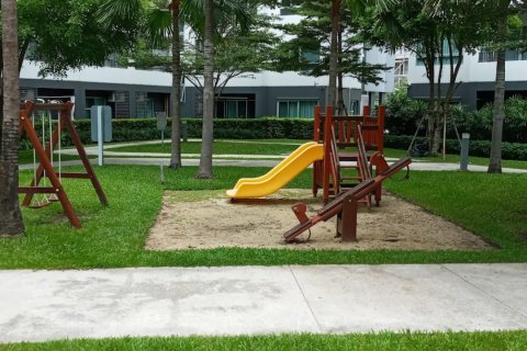 Sobre plano Elio Del Ray en Bangkok, Tailandia № 33836 - foto 2