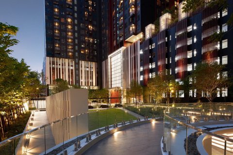 Sobre plano Life Asoke Hype en Bangkok, Tailandia № 34025