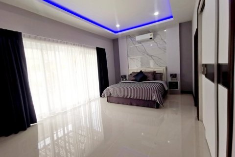 Casa de 3 dormitorios en Bang Sare, Tailandia № 36357 - foto 9