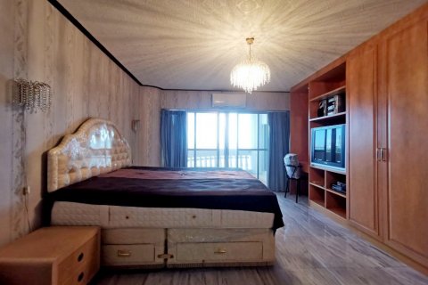 Condominio de 3 dormitorios en Pattaya, Tailandia № 36527 - foto 16