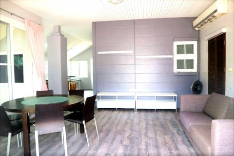 Casa de 5 dormitorios en Pattaya, Tailandia № 36366 - foto 6