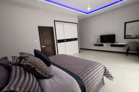 Casa de 3 dormitorios en Bang Sare, Tailandia № 36357 - foto 11