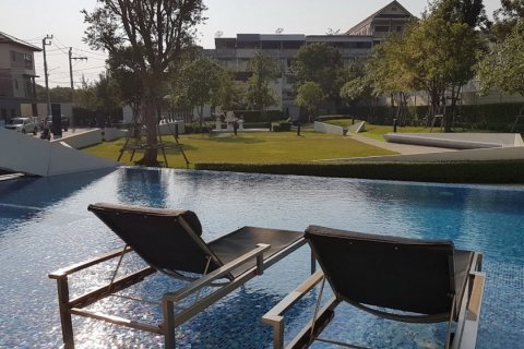 Sobre plano Baan Klang Muang Sathorn - Suksawat en Samut Prakan, Tailandia № 35343 - foto 5