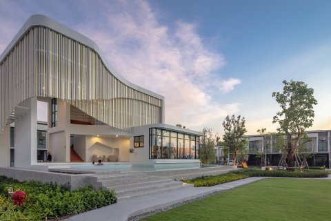 Sobre plano Pleno Wongwaen - Ramintra en Bangkok, Tailandia № 36101