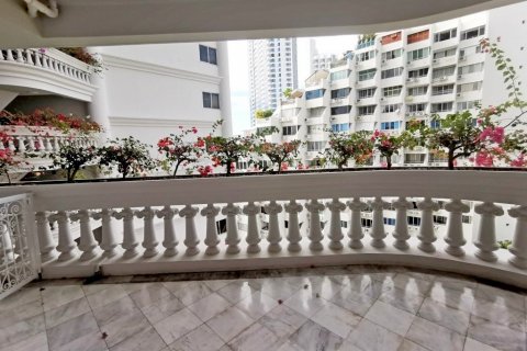 Condominio de 3 dormitorios en Pattaya, Tailandia № 36527 - foto 5