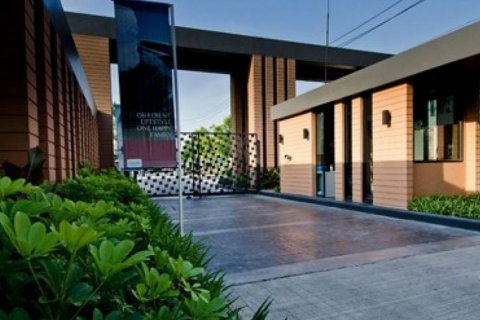 Sobre plano Baan Klang Muang Sathorn-Ratchapreuk en Bangkok, Tailandia № 36633 - foto 5