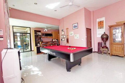 Casa de 3 dormitorios en Pattaya, Tailandia № 36365 - foto 19