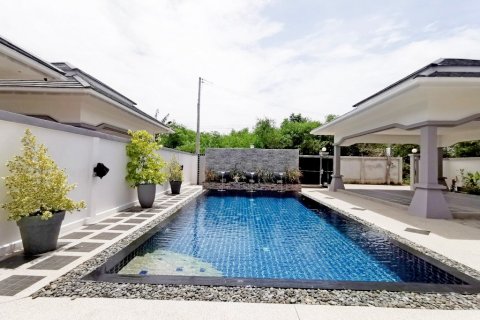Casa de 3 dormitorios en Bang Sare, Tailandia № 36357 - foto 28