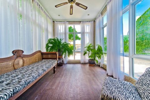 Casa de 8 dormitorios en Bang Sare, Tailandia № 35345 - foto 6