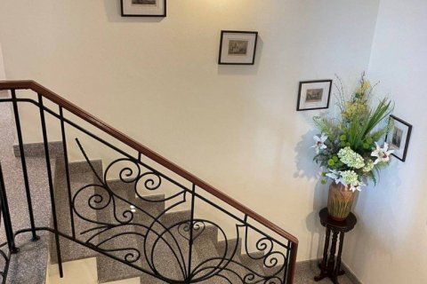 Casa de 5 dormitorios en Pattaya, Tailandia № 36720 - foto 15