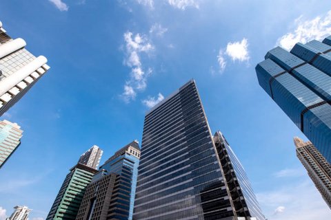Depressions in the XXIth Century: Which Thai Real Estate Investors Can Benefit From Them?