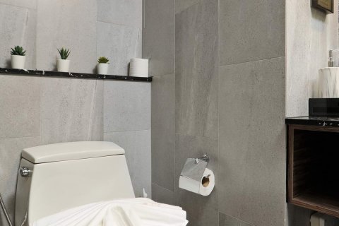 Sobre plano Palmyrah Surin Beach Residence en Phuket, Tailandia № 37065 - foto 17