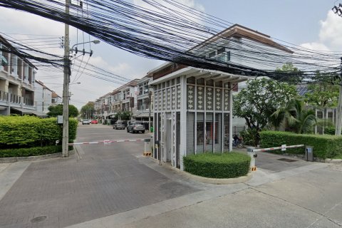 Sobre plano Baan Klang Muang Urbanion Rama 9 - Ladprao en Bangkok, Tailandia № 36639