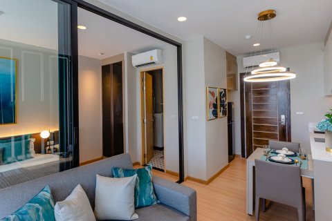 Sobre plano Palmetto Park Condominium en Phuket, Tailandia № 18388 - foto 11