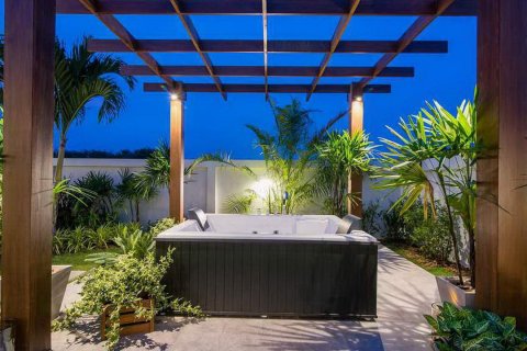 Sobre plano The Luxury Home en Hua Hin, Tailandia № 37155 - foto 16