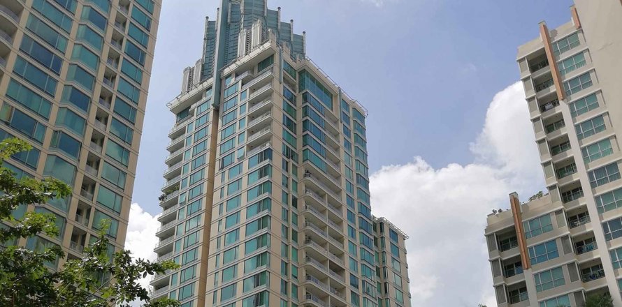 Sobre plano The Address Chidlom en Bangkok, Tailandia № 36828