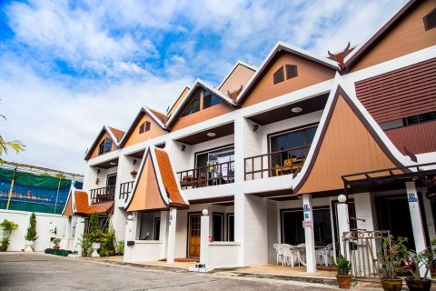 Casa de 2 dormitorios en Pattaya, Tailandia № 43646