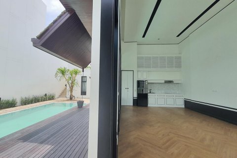 Sobre plano MONO LUXURY VILLA PASAK en Phuket, Tailandia № 3130 - foto 16