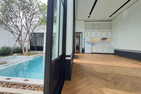 Sobre plano MONO LUXURY VILLA PASAK en Phuket, Tailandia № 3130 - foto 26
