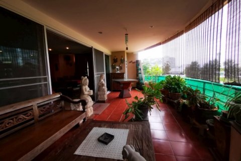 Condominio de 2 dormitorios en Pattaya, Tailandia № 43678 - foto 6