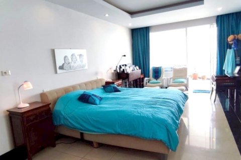 Condominio de 3 dormitorios en Pattaya, Tailandia № 43662 - foto 26