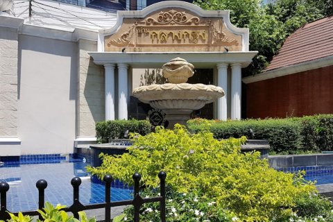 Sobre plano Baan Klang Krung (British Town - Thonglor) en Bangkok, Tailandia № 43245 - foto 6