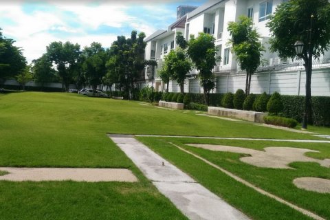 Sobre plano Baan Klang Krung Rama 3 en Bangkok, Tailandia № 42112 - foto 2