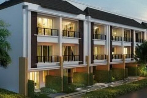 Sobre plano Baan Klang Muang Ratchada 36 en Bangkok, Tailandia № 42113 - foto 2