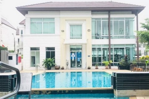 Sobre plano Baan Klang Muang Urbanion Rama 9 - Outer Ring en Bangkok, Tailandia № 43239