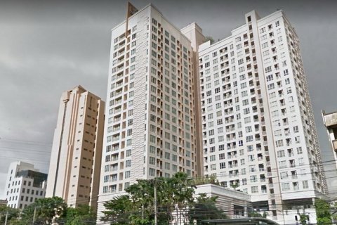 Sobre plano Life at Ratchada - Suthisan en Bangkok, Tailandia № 43212