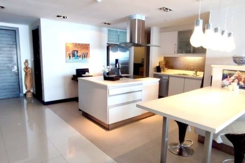 Condominio de 3 dormitorios en Pattaya, Tailandia № 43662 - foto 11