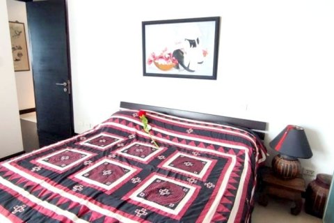Condominio de 3 dormitorios en Pattaya, Tailandia № 43662 - foto 25