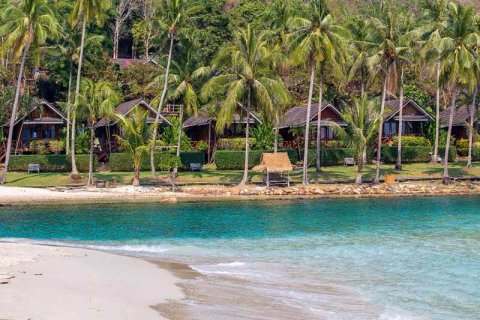 Dissatisfaction with allowing foreigners to buy land in Thailand